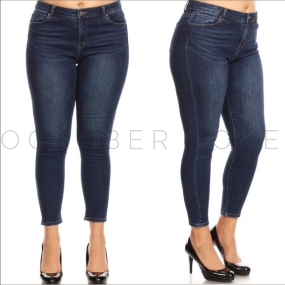 Boujee Boutique Denim - Curvy Fit, Mid Rise Classic Stone Wash Ankle Jean.